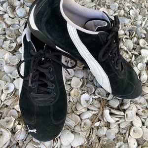 Puma Black Suede Sneakers - Size 9 US/40 EUR